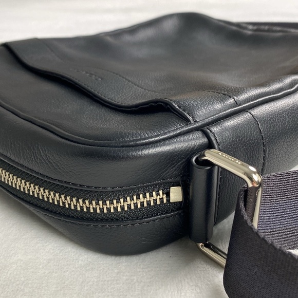 Coach Charles Smooth Pebble Leather Adjustable Crossbody Flight Bag (Black) - Picture 4 of 16